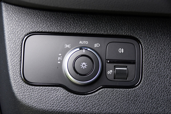 Mercedes-Benz Sprinter 316 RWD 2.2 CDI L2H2 Black Edition 360 Camera, Cruise, Carplay, Navi, Automaat, Led, 164PK, Multimedia, Uniek!
