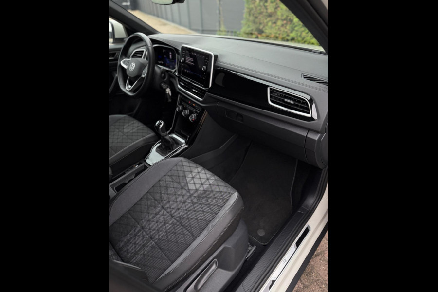 Volkswagen T-Roc 1.0 TSI 3x R-Line CarPlay Camera
