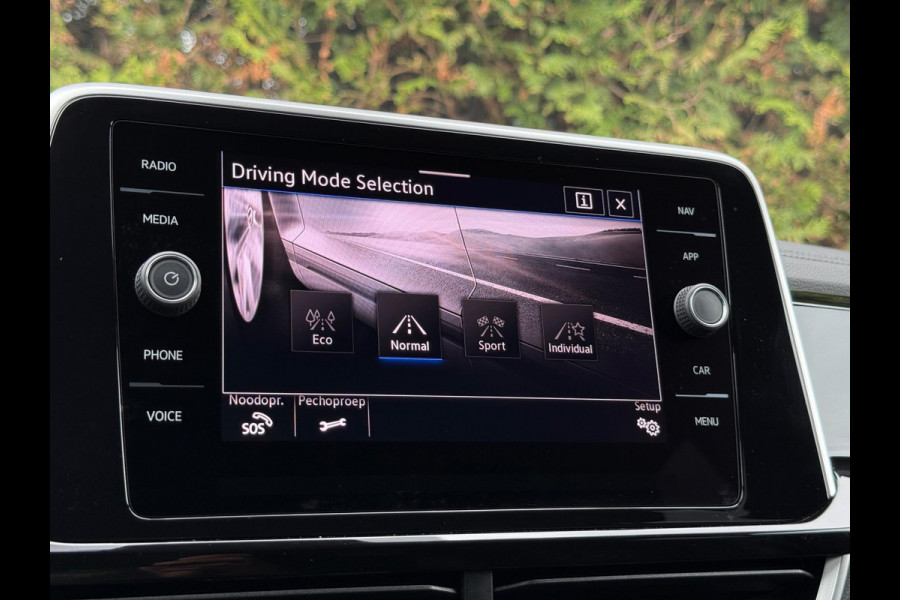 Volkswagen T-Roc 1.0 TSI 3x R-Line CarPlay Camera