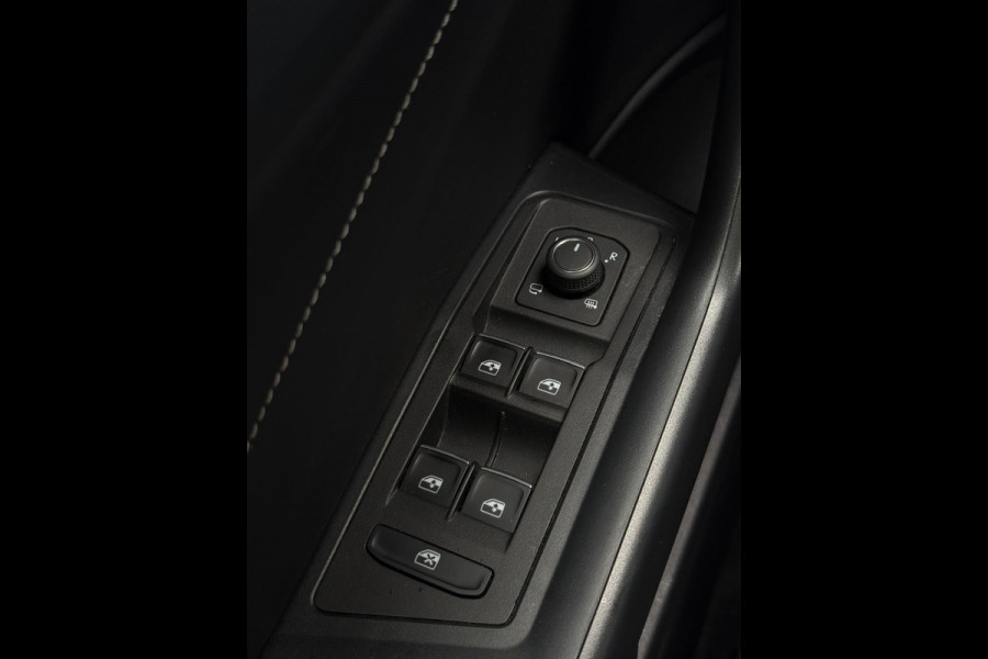 Volkswagen T-Roc 1.0 TSI 3x R-Line CarPlay Camera