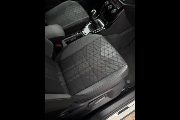 Volkswagen T-Roc 1.0 TSI 3x R-Line CarPlay Camera