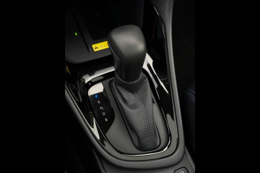 Toyota Yaris 1.5 Hybrid First Edition Camera CarPlay