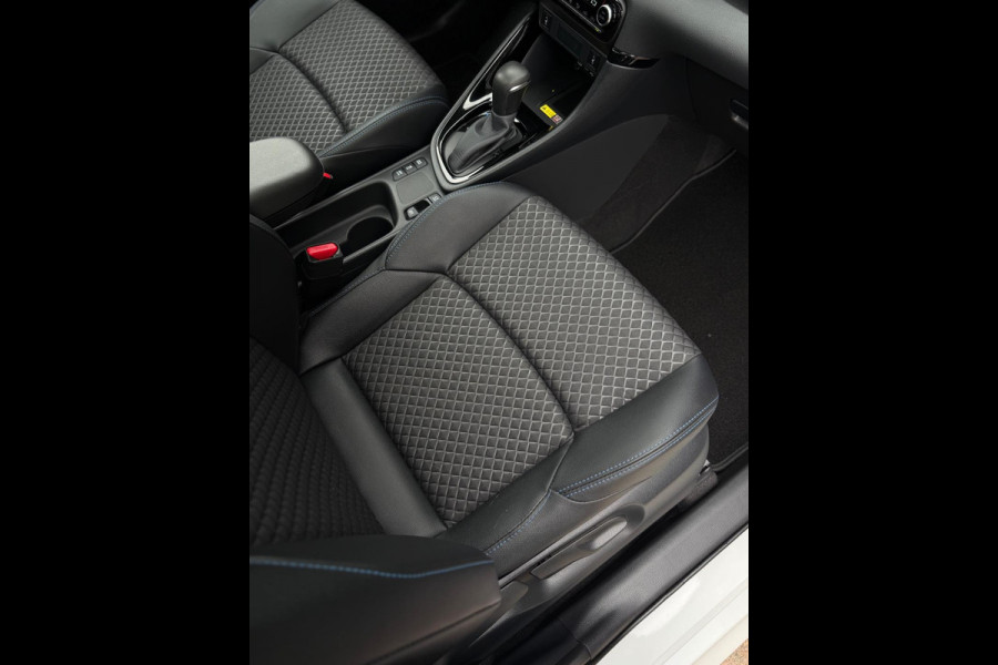 Toyota Yaris 1.5 Hybrid First Edition Camera CarPlay