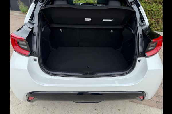 Toyota Yaris 1.5 Hybrid First Edition Camera CarPlay