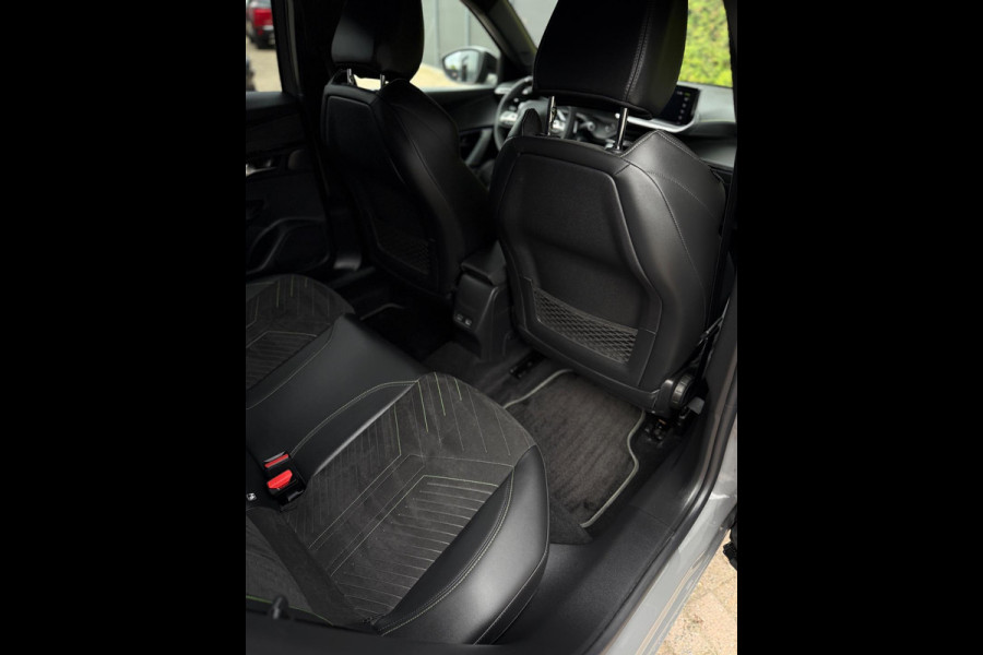 Peugeot 2008 1.2 PureTech 130 GT Camera CarPlay