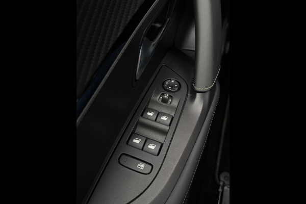 Peugeot 2008 1.2 PureTech 130 GT Camera CarPlay