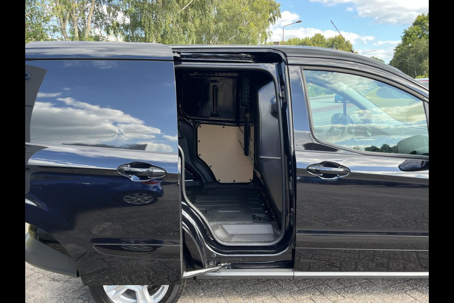 Ford Transit Courier 1.0 Limited EcoBoost S&S | SCI | Benzine | Scherm | Stoelverwarming | Cruise control | Camera