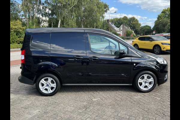 Ford Transit Courier 1.0 Limited EcoBoost S&S | SCI | Benzine | Scherm | Stoelverwarming | Cruise control | Camera