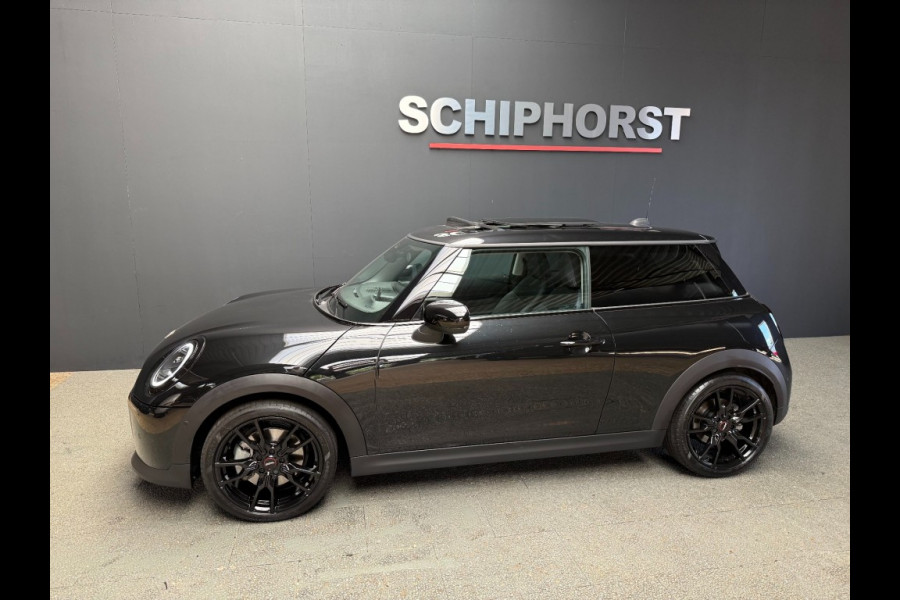 MINI Cooper Cooper 3-drs C 156pk Jcw 18 lmv Pano leer Key-less Head-up
