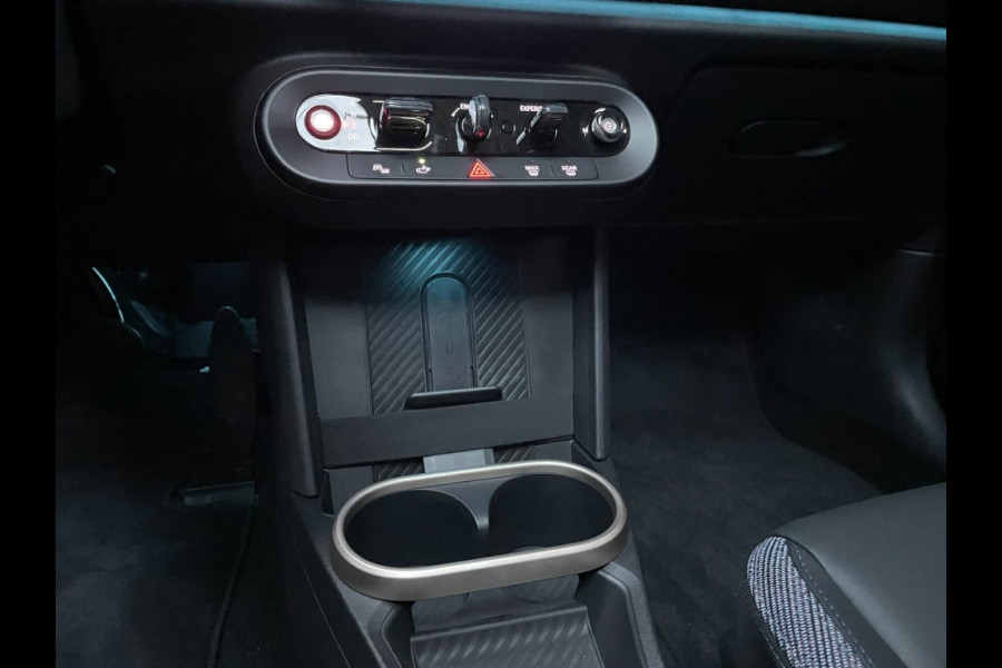 MINI Cooper Cooper 3-drs C 156pk Jcw 18 lmv Pano leer Key-less Head-up