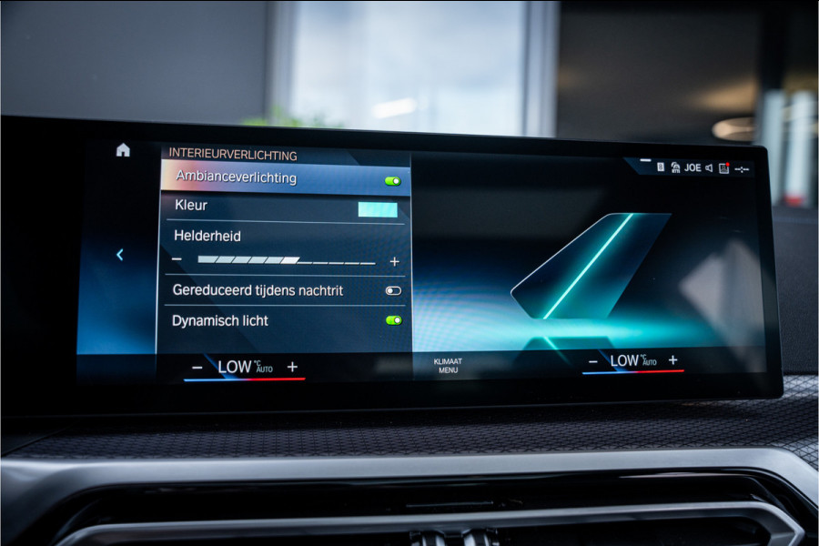 BMW 3 Serie Touring 330e xDrive - M Sport | Panorama | H&K | Memory | 360 Camera
