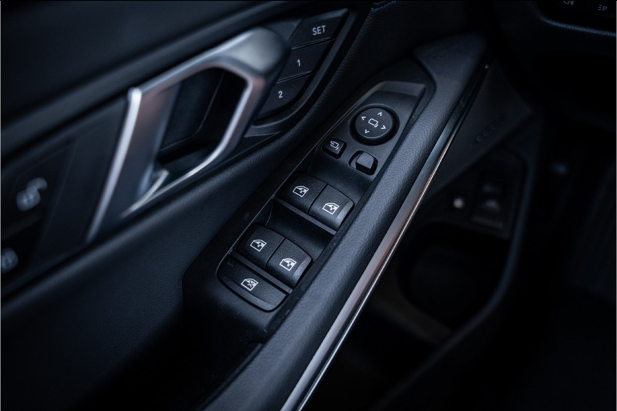 BMW 3 Serie Touring 330e xDrive - M Sport | Panorama | H&K | Memory | 360 Camera