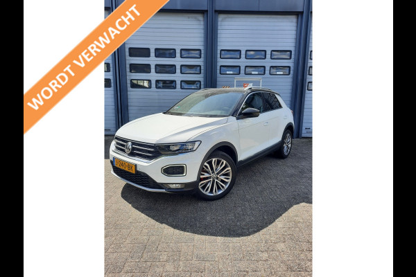 Volkswagen T-Roc 1.5 TSI Sport Autom Xenon Keyless Virtual cockpit Navi Camera Bj:2020