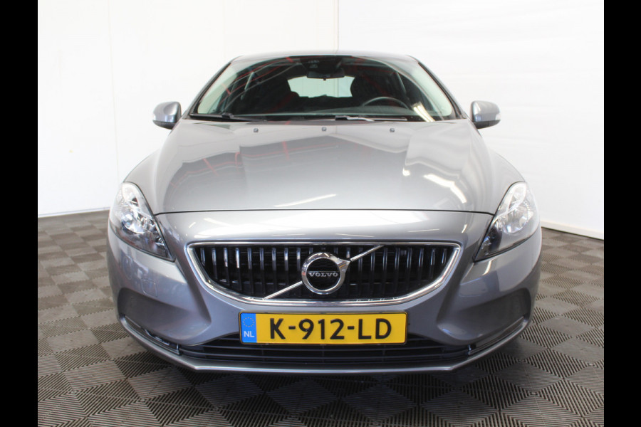 Volvo V40 1.5 T2 Momentum CLIMATE | LED | AFN TREKHAAK | LMV | CRUISE | AUTOMAAT