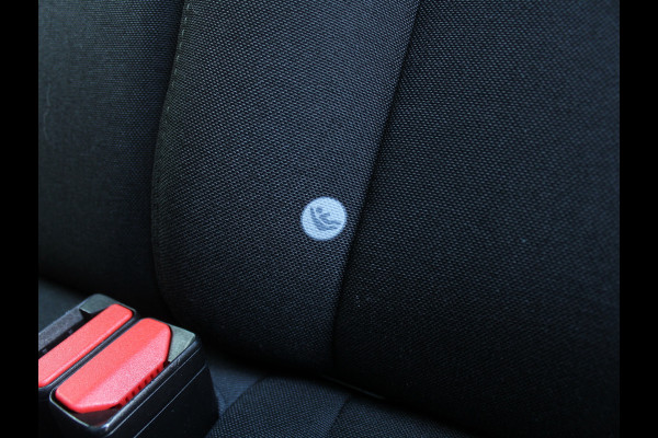 Volvo V40 1.5 T2 Momentum CLIMATE | LED | AFN TREKHAAK | LMV | CRUISE | AUTOMAAT