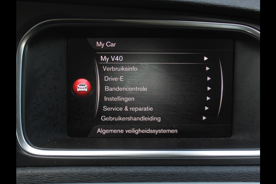 Volvo V40 1.5 T2 Momentum CLIMATE | LED | AFN TREKHAAK | LMV | CRUISE | AUTOMAAT