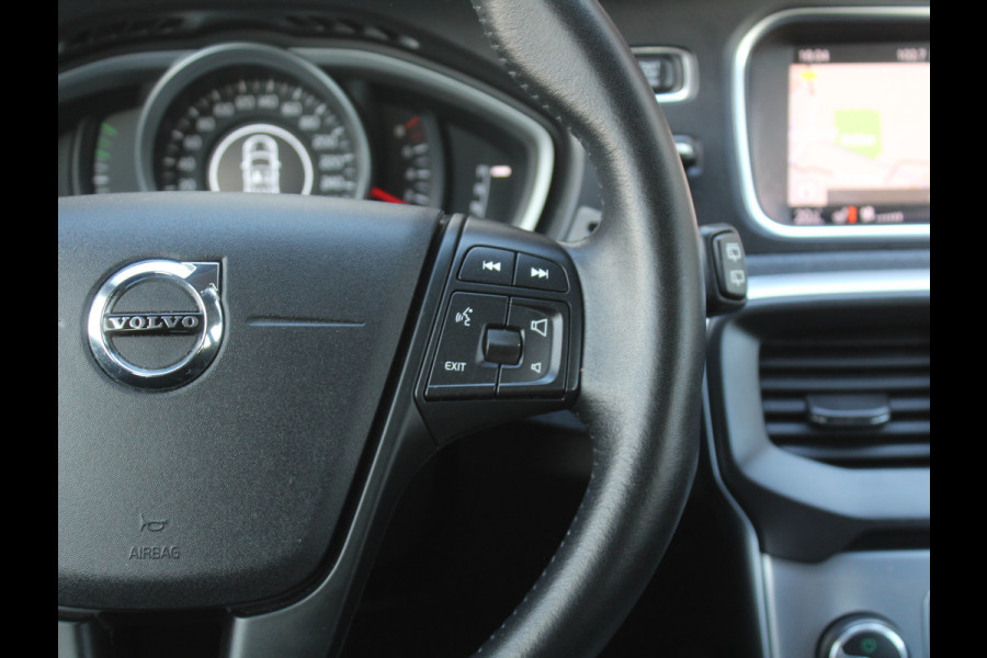 Volvo V40 1.5 T2 Momentum CLIMATE | LED | AFN TREKHAAK | LMV | CRUISE | AUTOMAAT