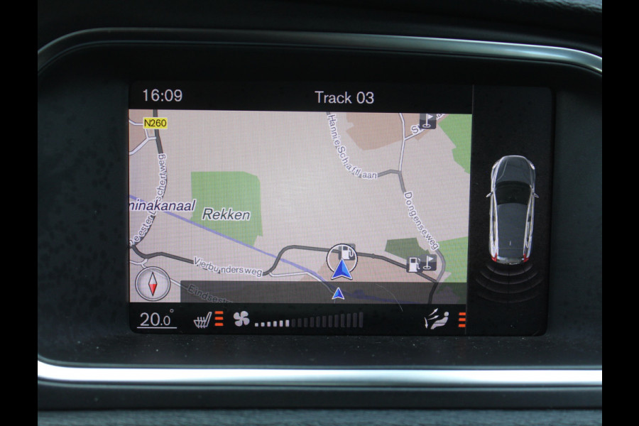Volvo V40 1.5 T2 Momentum CLIMATE | LED | AFN TREKHAAK | LMV | CRUISE | AUTOMAAT