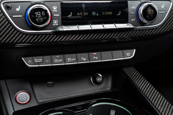 Audi RS4 Avant 2.9 TFSI RS 4 quattro Panorama | RS-Seats | Carbon | B&O