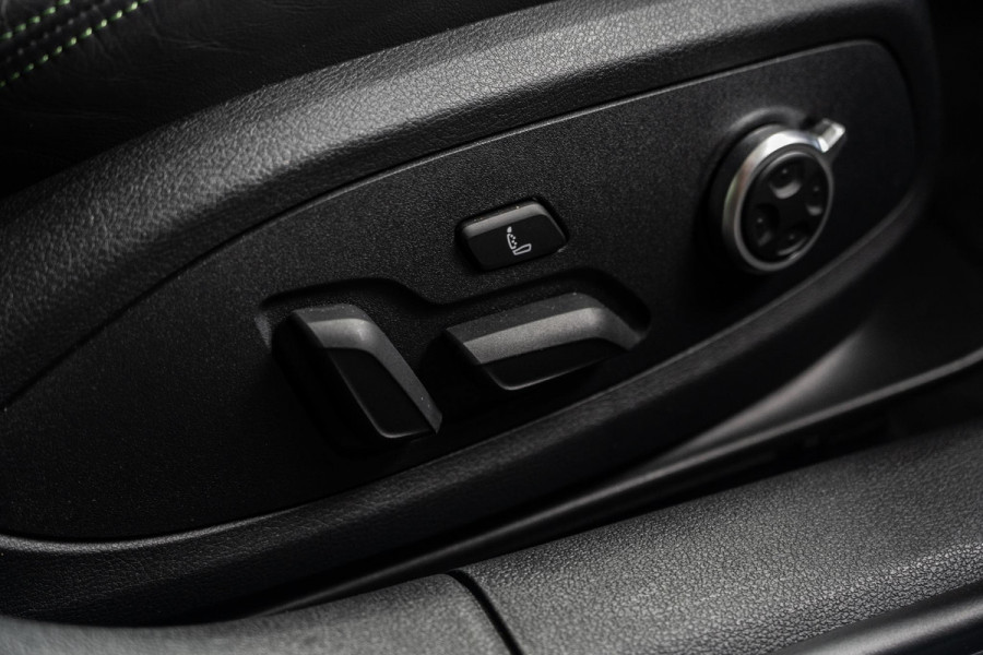 Audi RS4 Avant 2.9 TFSI RS 4 quattro Panorama | RS-Seats | Carbon | B&O