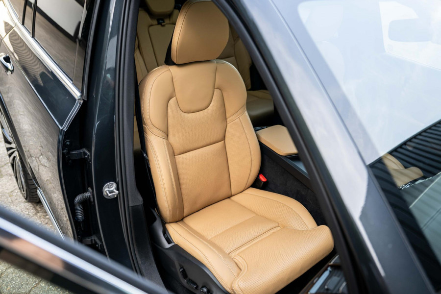 Volvo XC90 2.0 T8 Recharge AWD Inscription 455pk Massage B&W