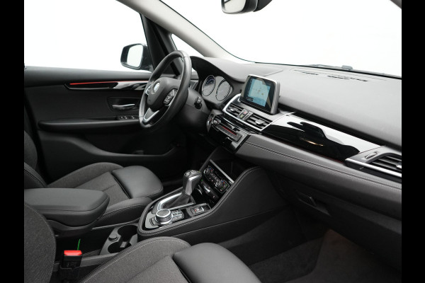 BMW 2 Serie Active Tourer 225xe Sportline iPerformance Plug In Hybrid 225pk Dealer O.H PHEV | Cruise Control | Navigatie | Keyless | Lederen Sportstoelen Verwarmd |