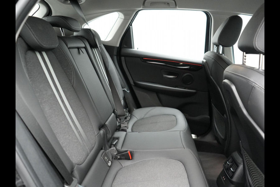 BMW 2 Serie Active Tourer 225xe Sportline iPerformance Plug In Hybrid 225pk Dealer O.H PHEV | Cruise Control | Navigatie | Keyless | Lederen Sportstoelen Verwarmd |