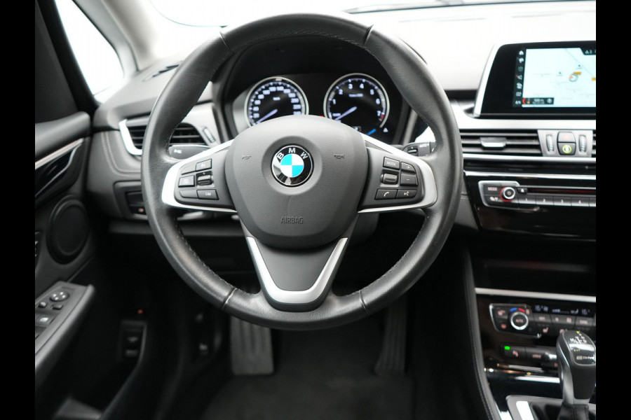 BMW 2 Serie Active Tourer 225xe Sportline iPerformance Plug In Hybrid 225pk Dealer O.H PHEV | Cruise Control | Navigatie | Keyless | Lederen Sportstoelen Verwarmd |