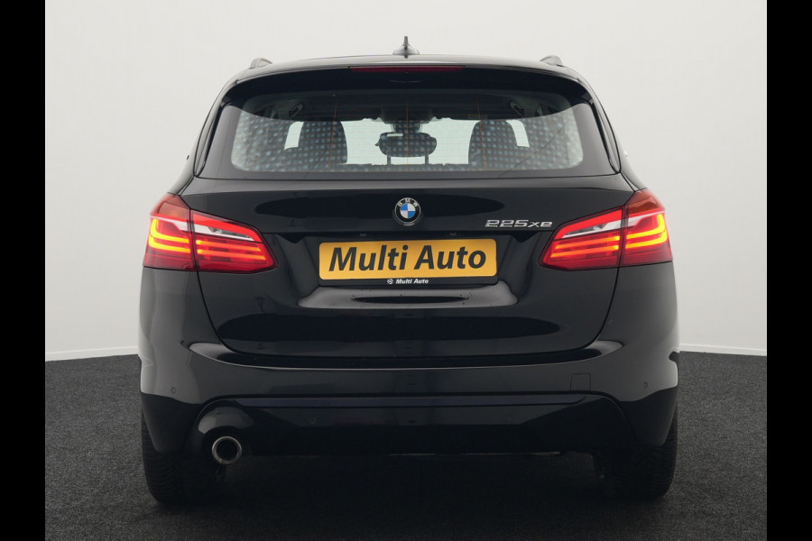 BMW 2 Serie Active Tourer 225xe Sportline iPerformance Plug In Hybrid 225pk Dealer O.H PHEV | Cruise Control | Navigatie | Keyless | Lederen Sportstoelen Verwarmd |