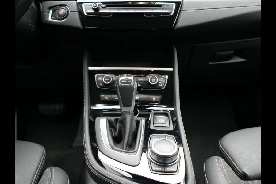 BMW 2 Serie Active Tourer 225xe Sportline iPerformance Plug In Hybrid 225pk Dealer O.H PHEV | Cruise Control | Navigatie | Keyless | Lederen Sportstoelen Verwarmd |