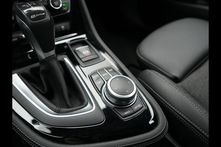BMW 2 Serie Active Tourer 225xe Sportline iPerformance Plug In Hybrid 225pk Dealer O.H PHEV | Cruise Control | Navigatie | Keyless | Lederen Sportstoelen Verwarmd |