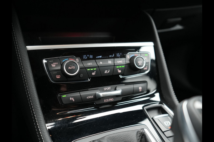 BMW 2 Serie Active Tourer 225xe Sportline iPerformance Plug In Hybrid 225pk Dealer O.H PHEV | Cruise Control | Navigatie | Keyless | Lederen Sportstoelen Verwarmd |