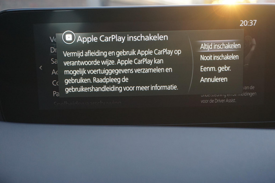 Mazda 3 2.0 e-SkyActiv-X M Hybrid 180PK/Head-Up met Bose/ /Dealeronderhouden