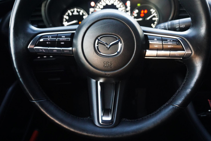 Mazda 3 2.0 e-SkyActiv-X M Hybrid 180PK/Head-Up met Bose/ /Dealeronderhouden