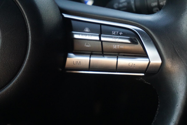 Mazda 3 2.0 e-SkyActiv-X M Hybrid 180PK/Head-Up met Bose/ /Dealeronderhouden
