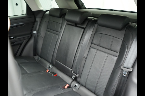 Land Rover Range Rover Evoque 1.5 P300e AWD Plug In Hybrid 309pk Dealer O.H PHEV | Panodak | Head Up | Adaptive Cruise | Camera | Lederen Sportstoelen Memory & Verwarmd | BLIS | Keyless | Navigatie | Virtual | DAB |