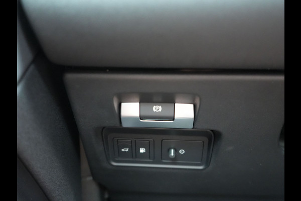 Land Rover Range Rover Evoque 1.5 P300e AWD Plug In Hybrid 309pk Dealer O.H PHEV | Panodak | Head Up | Adaptive Cruise | Camera | Lederen Sportstoelen Memory & Verwarmd | BLIS | Keyless | Navigatie | Virtual | DAB |