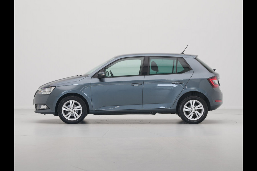 Škoda Fabia 1.0 TSI 95pk Style Clima Navigatie Parkeersensoren Privacyglas 323