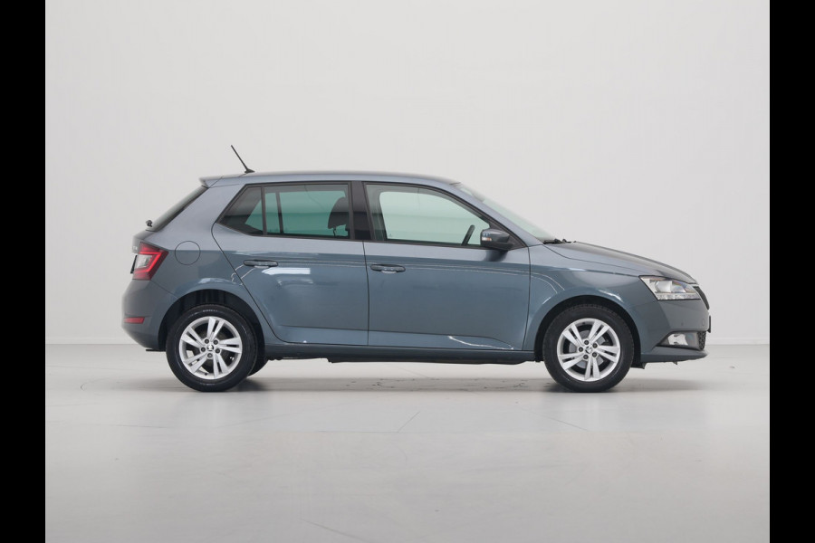 Škoda Fabia 1.0 TSI 95pk Style Clima Navigatie Parkeersensoren Privacyglas 323