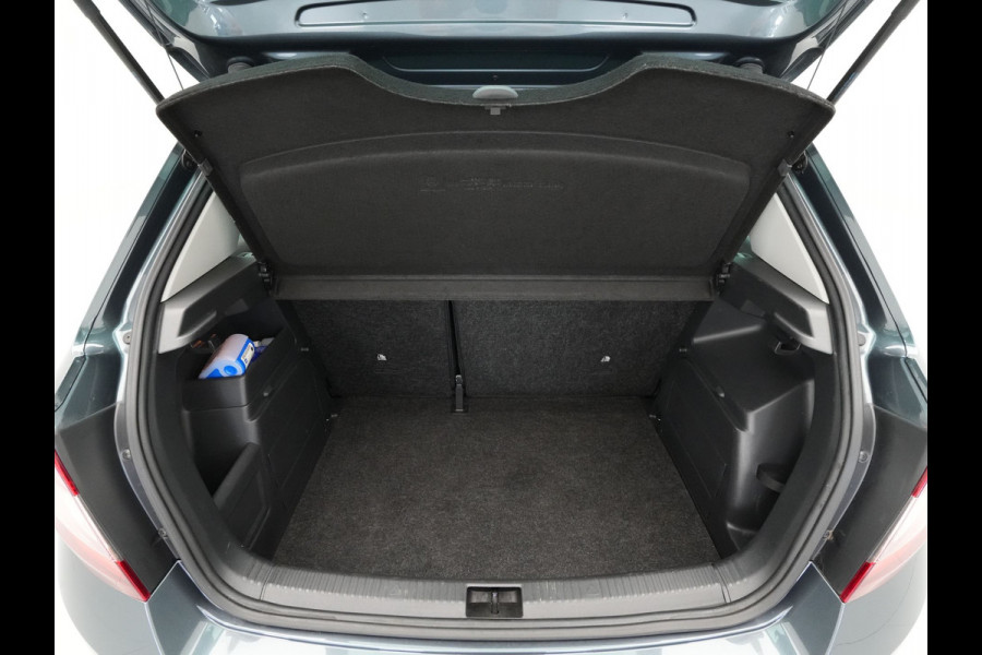 Škoda Fabia 1.0 TSI 95pk Style Clima Navigatie Parkeersensoren Privacyglas 323