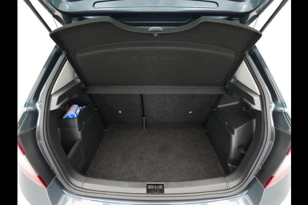 Škoda Fabia 1.0 TSI 95pk Style Clima Navigatie Parkeersensoren Privacyglas 323