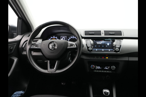 Škoda Fabia 1.0 TSI 95pk Style Clima Navigatie Parkeersensoren Privacyglas 323