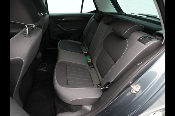 Škoda Fabia 1.0 TSI 95pk Style Clima Navigatie Parkeersensoren Privacyglas 323