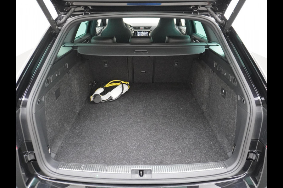 Škoda Superb Combi 1.4 TSI iV Sportline Business PHEV | PLUG-IN HYBRIDE | ADD CRUISE | STOEL/ STUURVERWARMING | ELEK. TREKHAAK | 360 CAMERA| ACHTERBANK VERWARMD| TREKHAAK | BOM VOL OPTIES | RIJKLAAR GELEVERD MET 12 MND BOVAG GARANTIE |