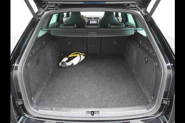 Škoda Superb Combi 1.4 TSI iV Sportline Business PHEV | PLUG-IN HYBRIDE | ADD CRUISE | STOEL/ STUURVERWARMING | ELEK. TREKHAAK | 360 CAMERA| ACHTERBANK VERWARMD| TREKHAAK | BOM VOL OPTIES | RIJKLAAR GELEVERD MET 12 MND BOVAG GARANTIE |