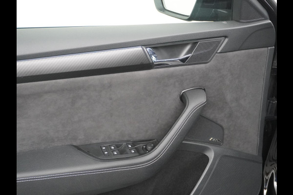 Škoda Superb Combi 1.4 TSI iV Sportline Business PHEV | PLUG-IN HYBRIDE | ADD CRUISE | STOEL/ STUURVERWARMING | ELEK. TREKHAAK | 360 CAMERA| ACHTERBANK VERWARMD| TREKHAAK | BOM VOL OPTIES | RIJKLAAR GELEVERD MET 12 MND BOVAG GARANTIE |