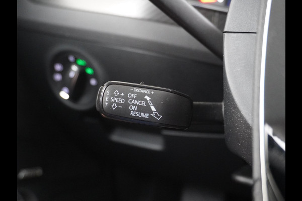 Škoda Superb Combi 1.4 TSI iV Sportline Business PHEV | PLUG-IN HYBRIDE | ADD CRUISE | STOEL/ STUURVERWARMING | ELEK. TREKHAAK | 360 CAMERA| ACHTERBANK VERWARMD| TREKHAAK | BOM VOL OPTIES | RIJKLAAR GELEVERD MET 12 MND BOVAG GARANTIE |