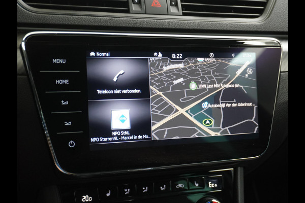 Škoda Superb Combi 1.4 TSI iV Sportline Business PHEV | PLUG-IN HYBRIDE | ADD CRUISE | STOEL/ STUURVERWARMING | ELEK. TREKHAAK | 360 CAMERA| ACHTERBANK VERWARMD| TREKHAAK | BOM VOL OPTIES | RIJKLAAR GELEVERD MET 12 MND BOVAG GARANTIE |