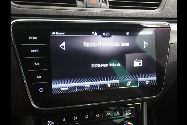 Škoda Superb Combi 1.4 TSI iV Sportline Business PHEV | PLUG-IN HYBRIDE | ADD CRUISE | STOEL/ STUURVERWARMING | ELEK. TREKHAAK | 360 CAMERA| ACHTERBANK VERWARMD| TREKHAAK | BOM VOL OPTIES | RIJKLAAR GELEVERD MET 12 MND BOVAG GARANTIE |