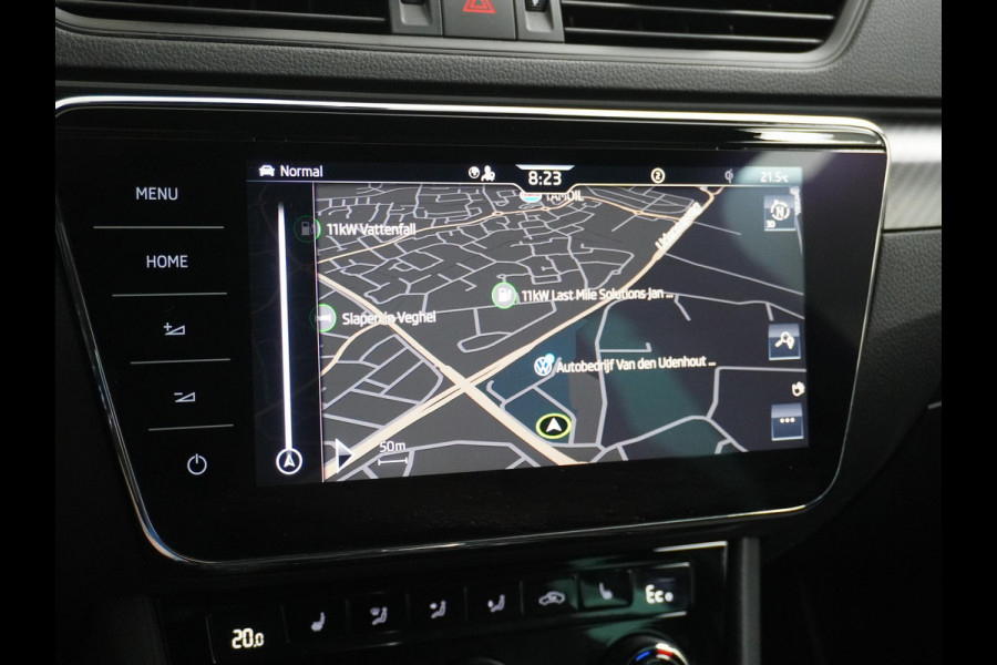 Škoda Superb Combi 1.4 TSI iV Sportline Business PHEV | PLUG-IN HYBRIDE | ADD CRUISE | STOEL/ STUURVERWARMING | ELEK. TREKHAAK | 360 CAMERA| ACHTERBANK VERWARMD| TREKHAAK | BOM VOL OPTIES | RIJKLAAR GELEVERD MET 12 MND BOVAG GARANTIE |